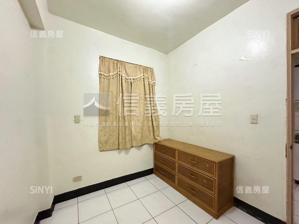 關渡低總價首購２樓房屋室內格局與周邊環境