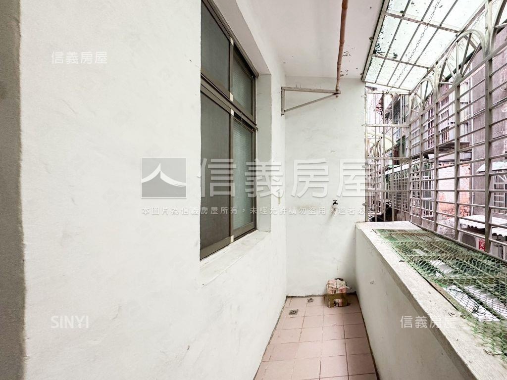 關渡低總價首購２樓房屋室內格局與周邊環境