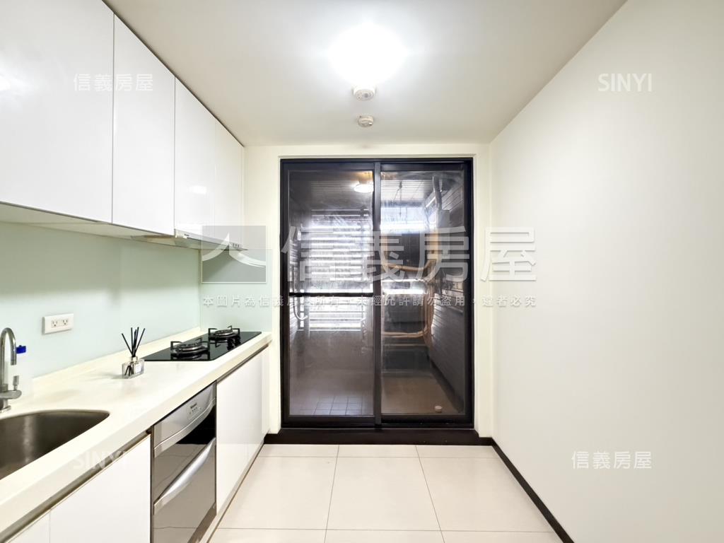 翔之譽兩房房屋室內格局與周邊環境