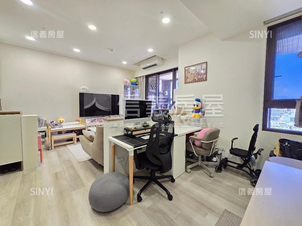 靚＞運動時代景觀二房車位房屋室內格局與周邊環境
