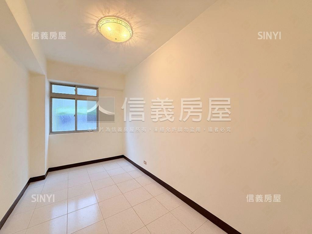 翡翠宮庭Ａ房屋室內格局與周邊環境