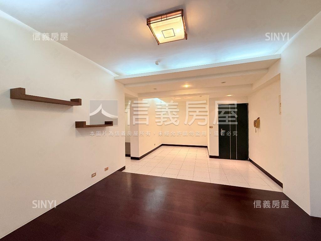 翡翠宮庭Ａ房屋室內格局與周邊環境