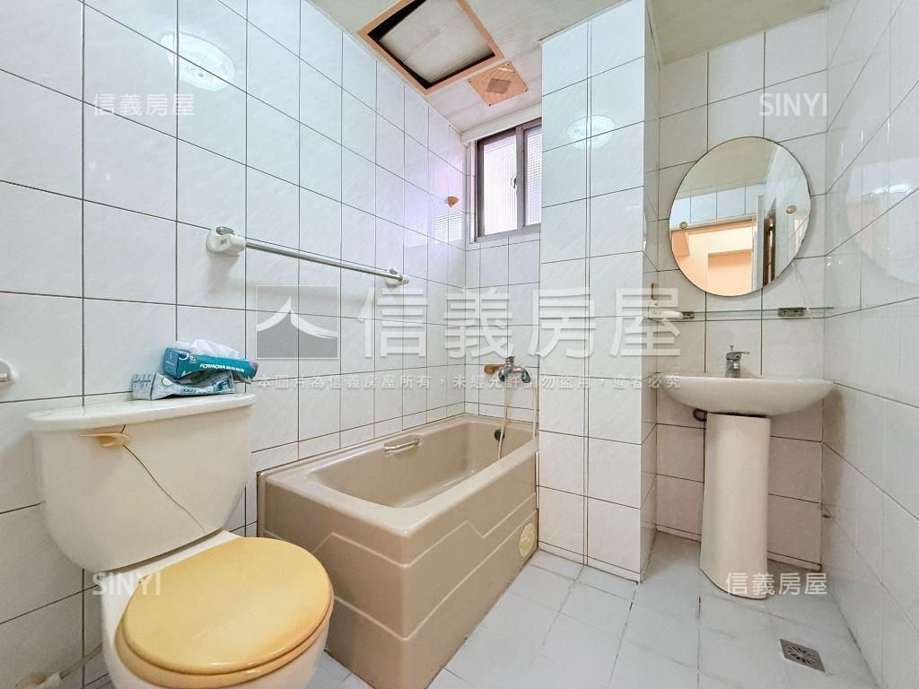 翡翠宮庭Ａ房屋室內格局與周邊環境