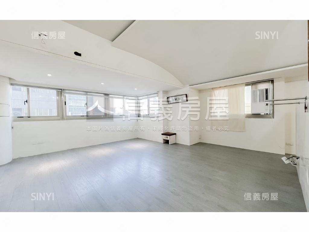 華美河畔樹梢美三房車位房屋室內格局與周邊環境