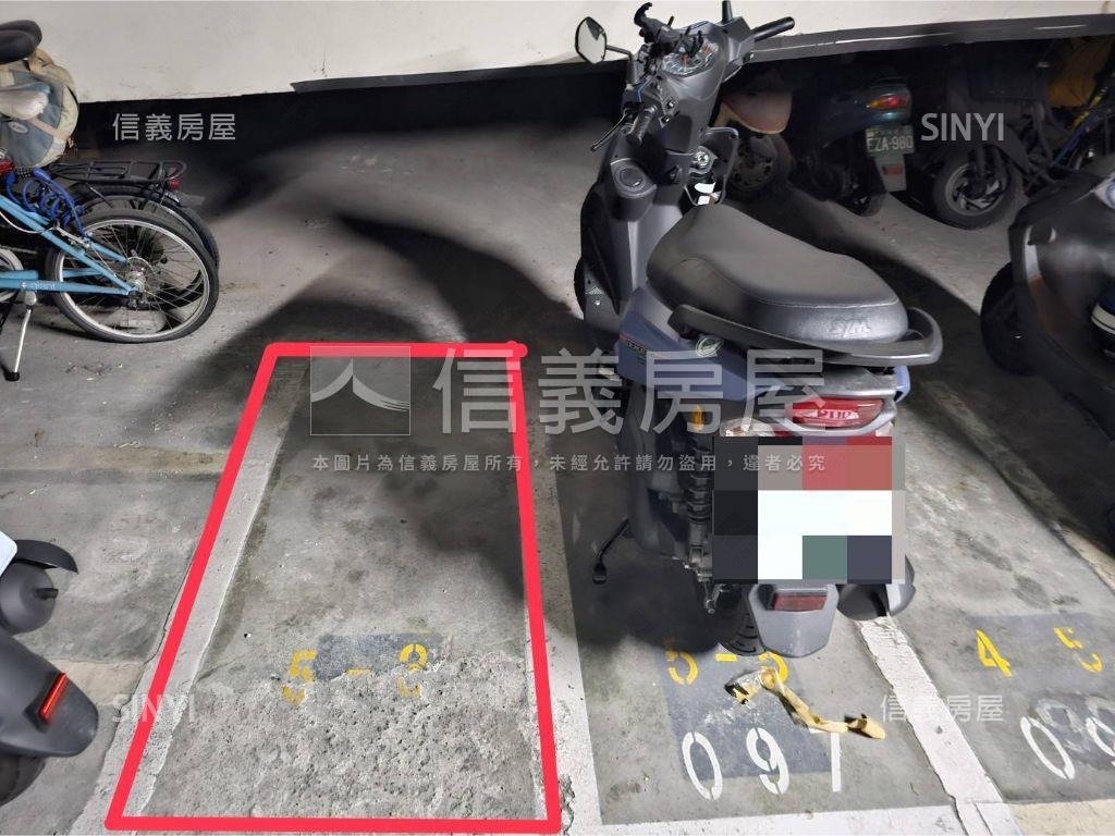 華美河畔樹梢美三房車位房屋室內格局與周邊環境