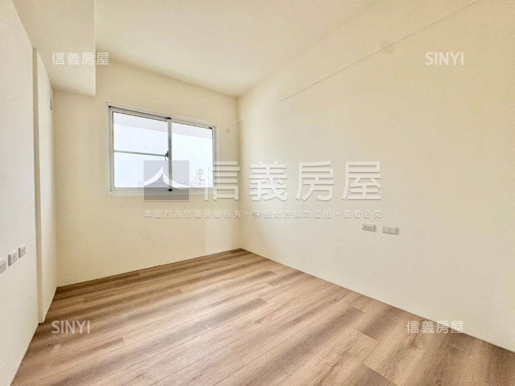 南科富境全新三房車位２樓房屋室內格局與周邊環境