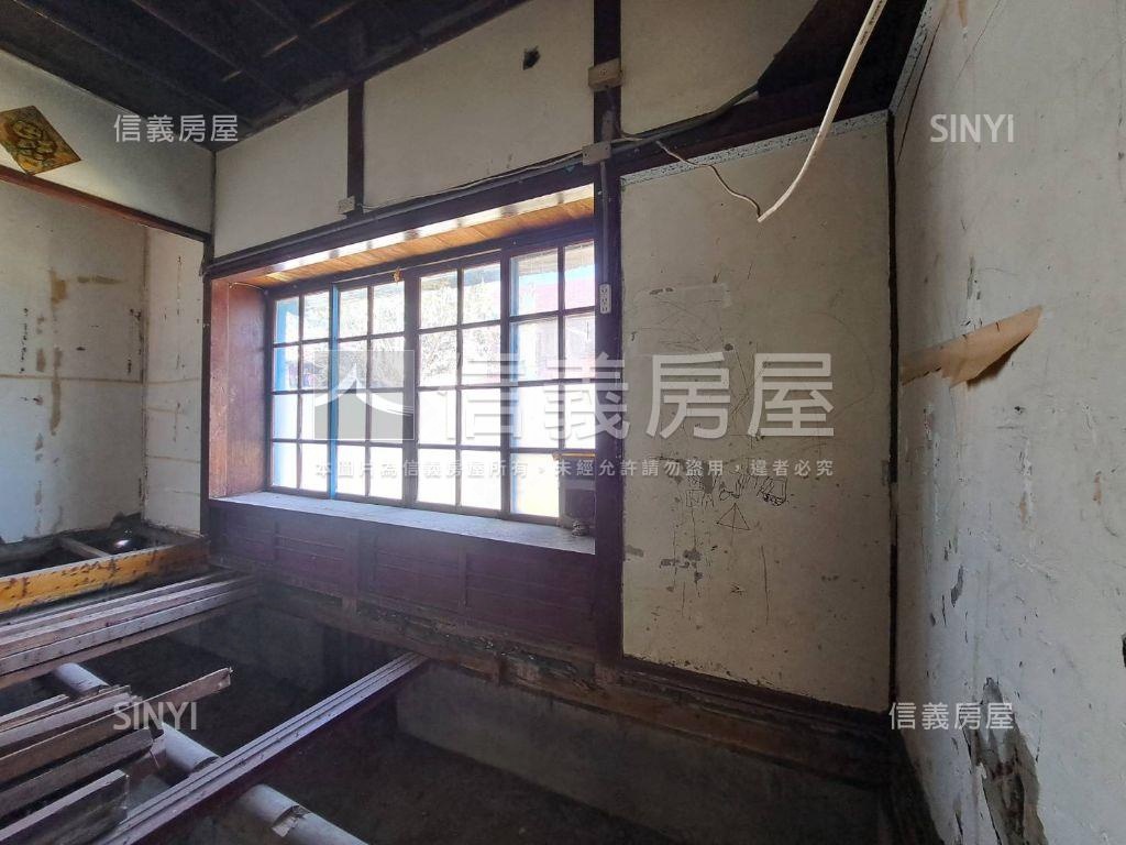 大面寬文青庭院洋房房屋室內格局與周邊環境