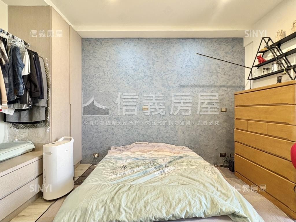 百慶府前院星鑽夜景雙平車房屋室內格局與周邊環境