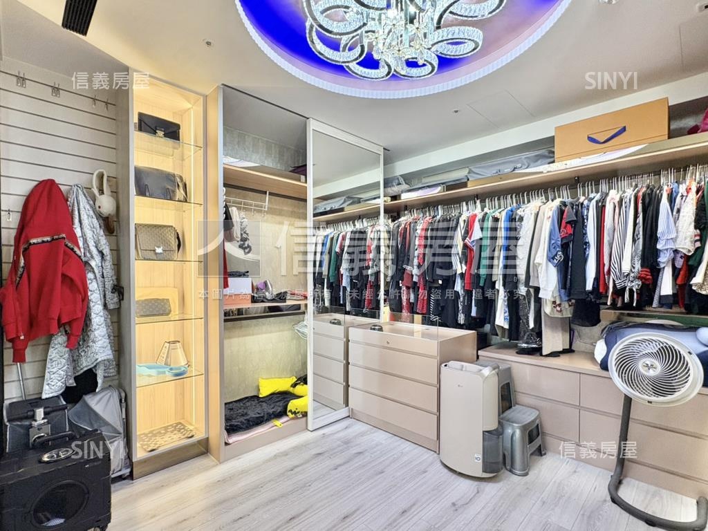 百慶府前院星鑽夜景雙平車房屋室內格局與周邊環境