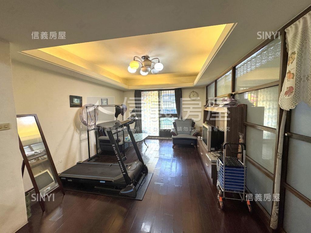 福華飯店旁五福學區三房房屋室內格局與周邊環境