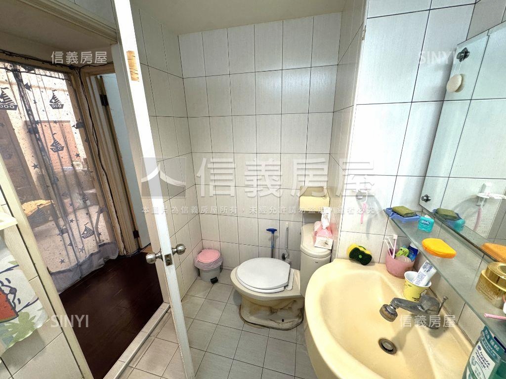 福華飯店旁五福學區三房房屋室內格局與周邊環境