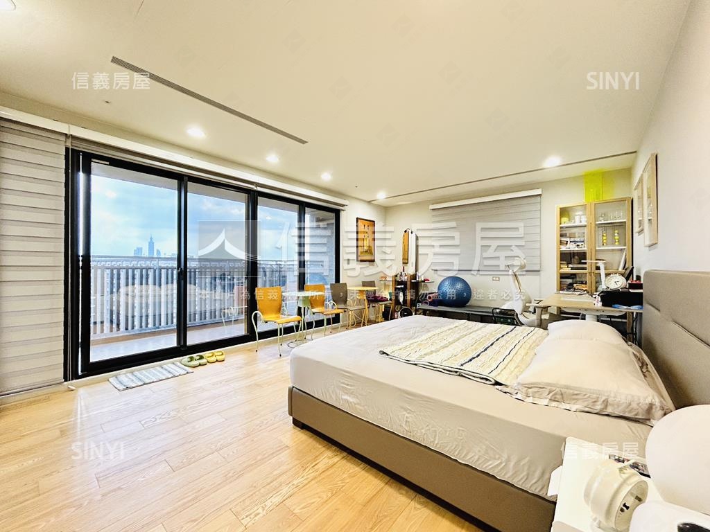 國賓官邸巔峰高樓遠景房屋室內格局與周邊環境