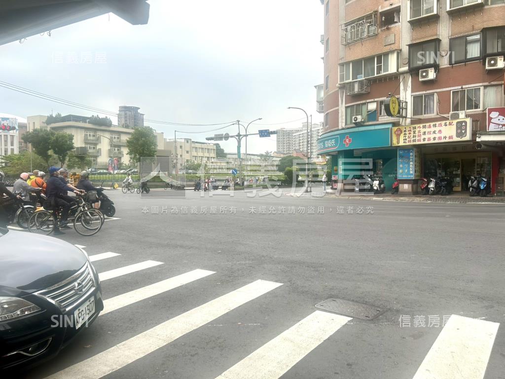 三重邊間公寓頂加房屋室內格局與周邊環境