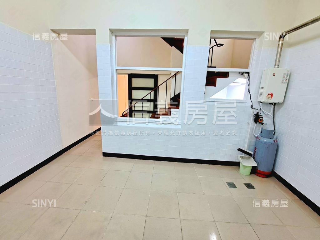 東區東光園路透天房屋室內格局與周邊環境