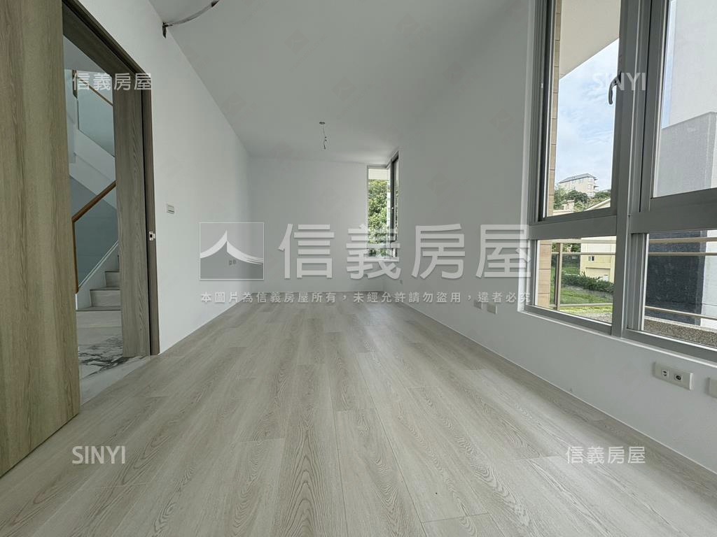近台積電Ｆ２０愛迪生別墅房屋室內格局與周邊環境
