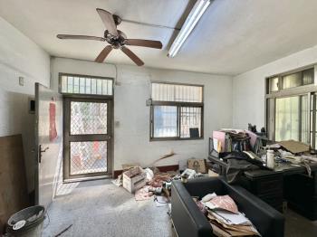 北區三面臨路稀有角間透天