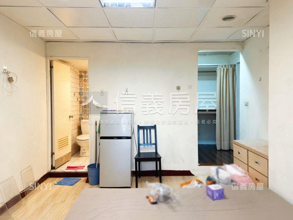 華誼信義旁收租大樓Ｂ房屋室內格局與周邊環境