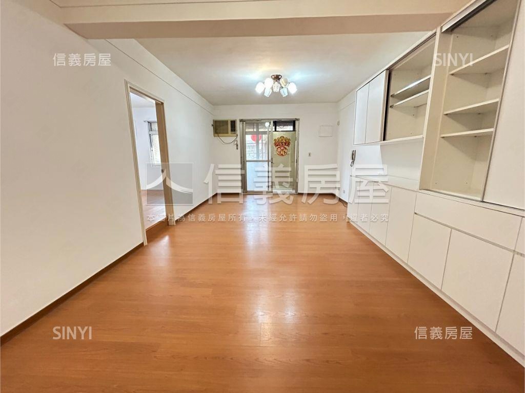 區公所捷運美宅房屋室內格局與周邊環境