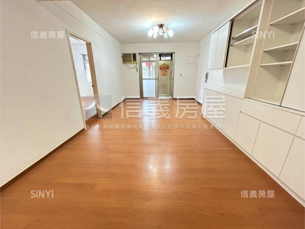 區公所捷運美宅房屋室內格局與周邊環境