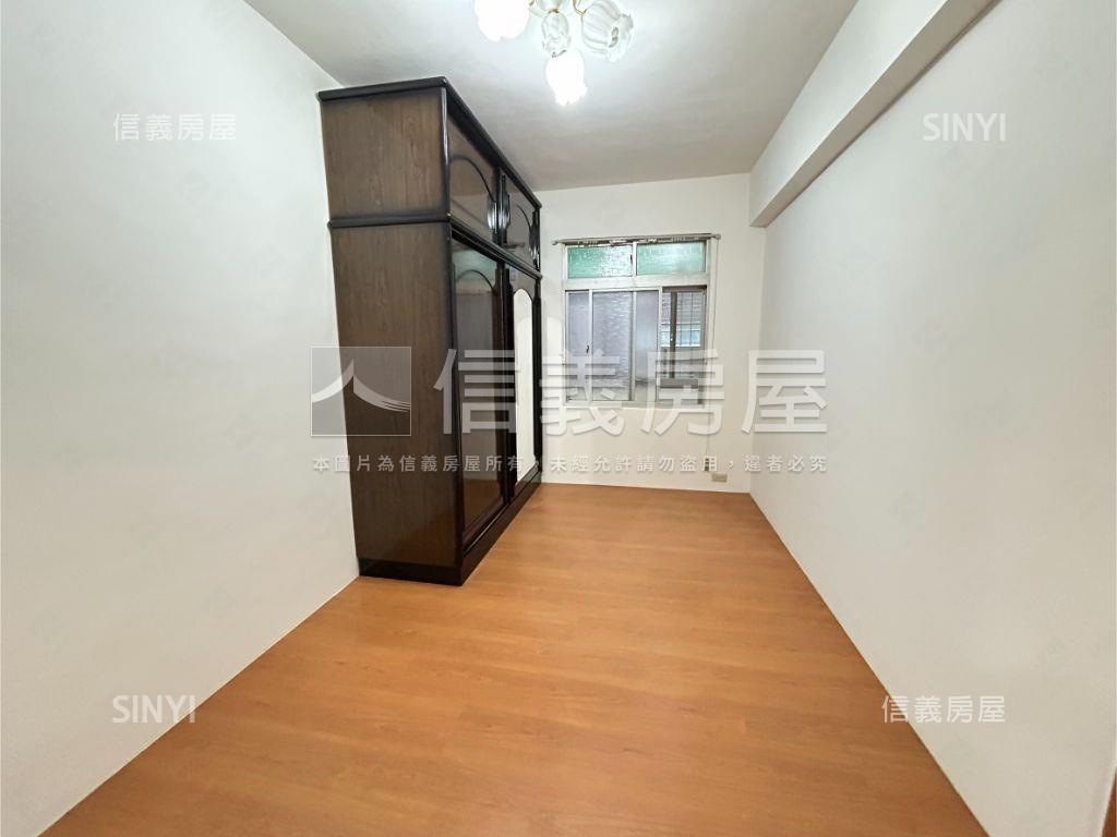 區公所捷運美宅房屋室內格局與周邊環境