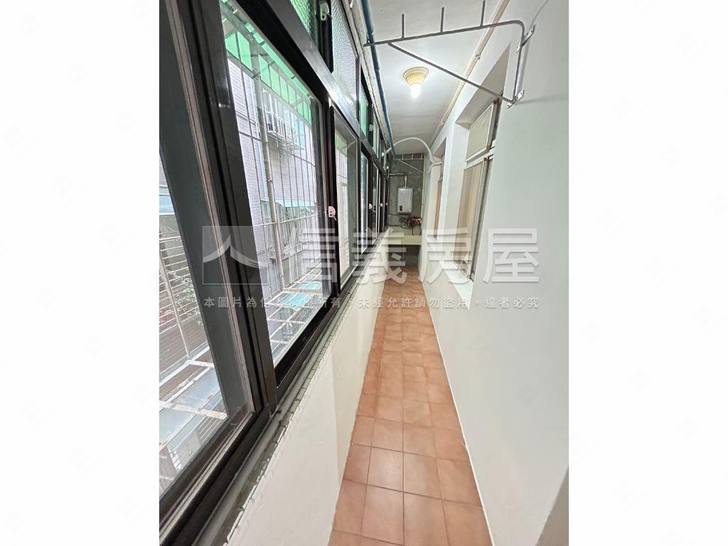 區公所捷運美宅房屋室內格局與周邊環境