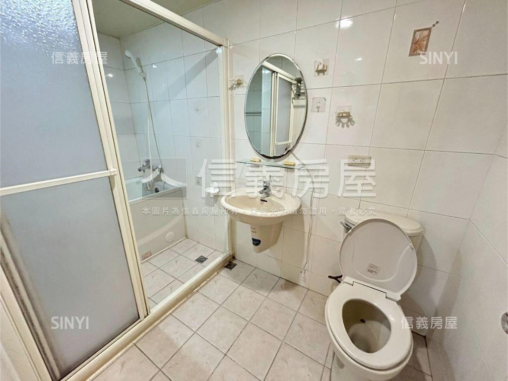 區公所捷運美宅房屋室內格局與周邊環境