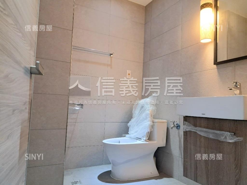 全新霸氣麗馳角間電梯店墅房屋室內格局與周邊環境