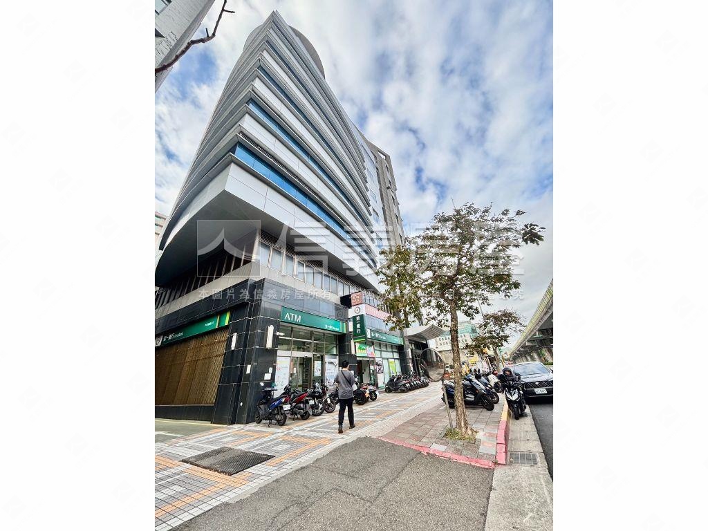 新世紀內科精華辦公房屋室內格局與周邊環境