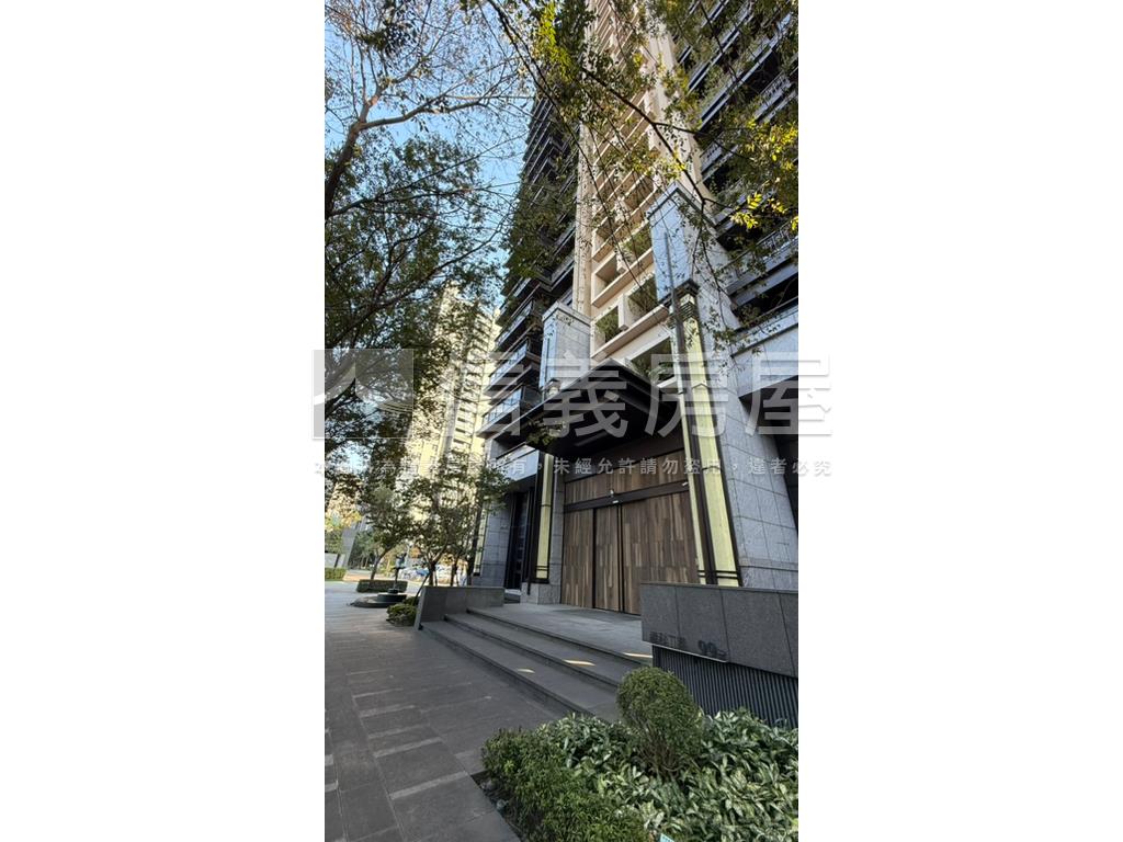 久樘瑞璽面公園稀有釋出房屋室內格局與周邊環境