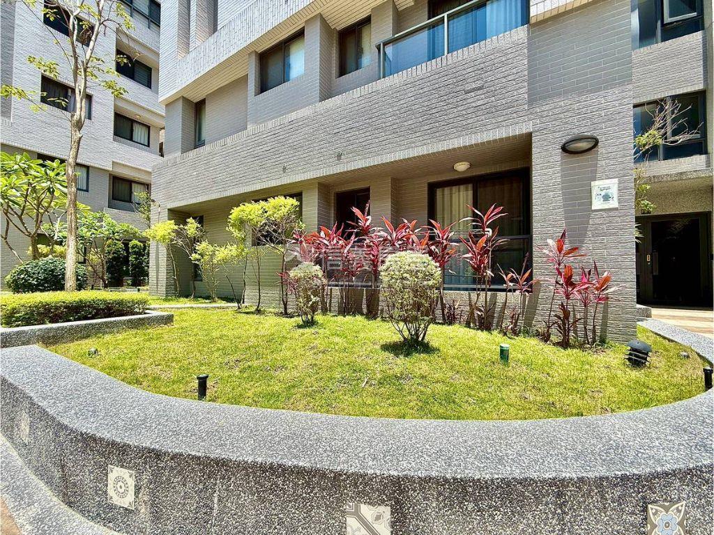 豪邸心賞精美附車位房屋室內格局與周邊環境