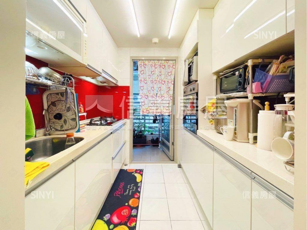 樺福水悅正面河景四房房屋室內格局與周邊環境