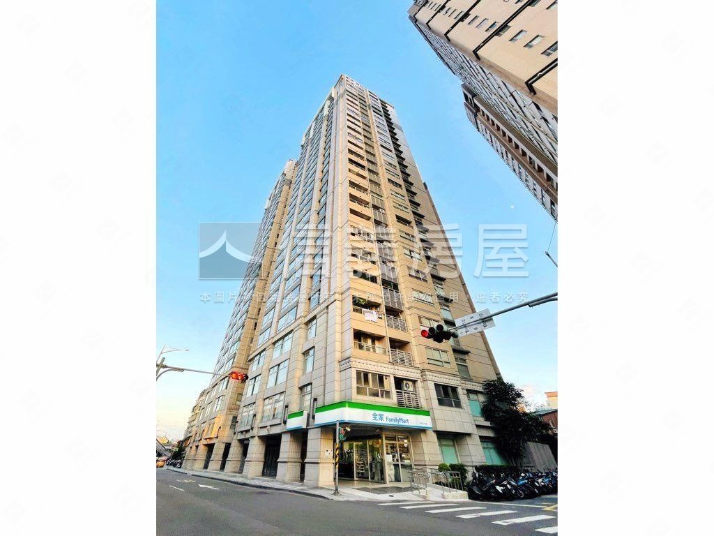 樺福水悅正面河景四房房屋室內格局與周邊環境