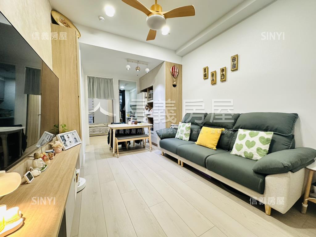 亞昕向陽帝王樓層景觀三房房屋室內格局與周邊環境