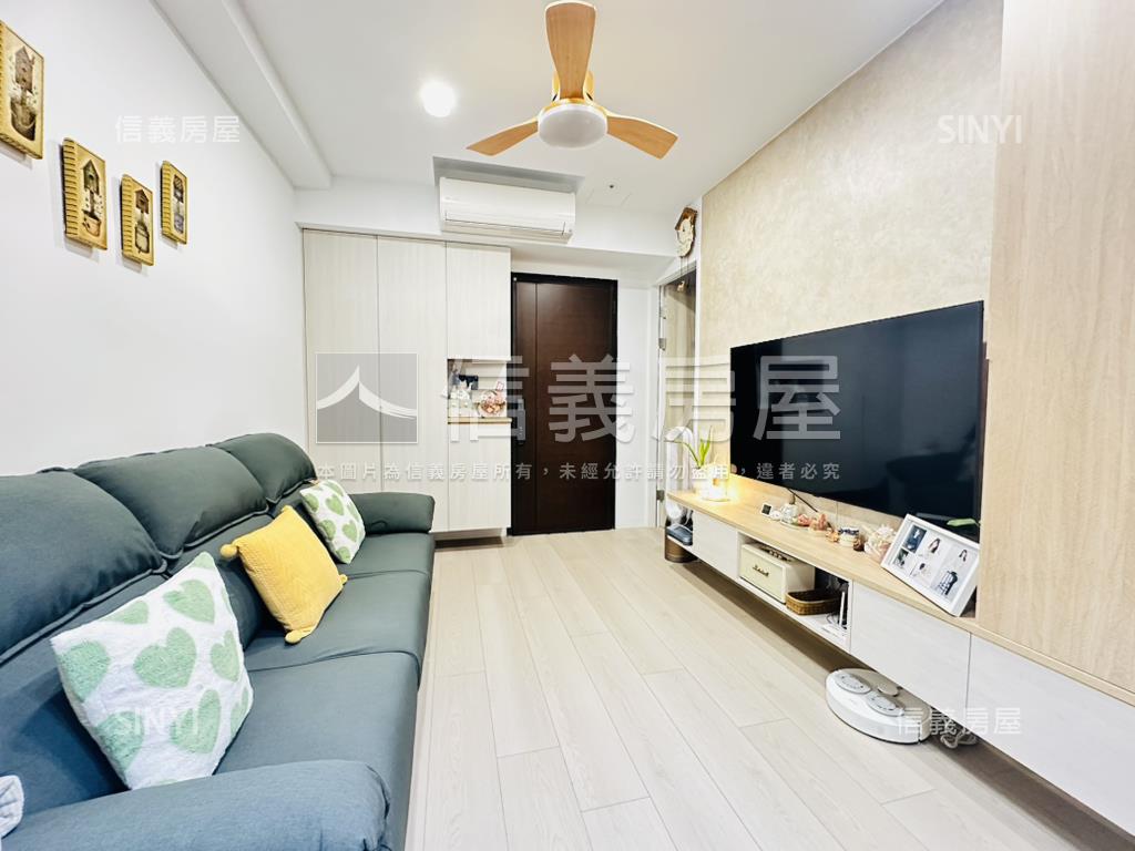 亞昕向陽帝王樓層景觀三房房屋室內格局與周邊環境