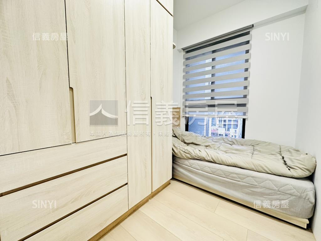 亞昕向陽帝王樓層景觀三房房屋室內格局與周邊環境