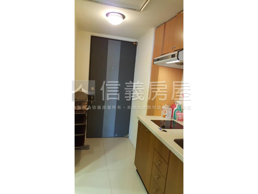 漂亮京王美麗好屋房屋室內格局與周邊環境