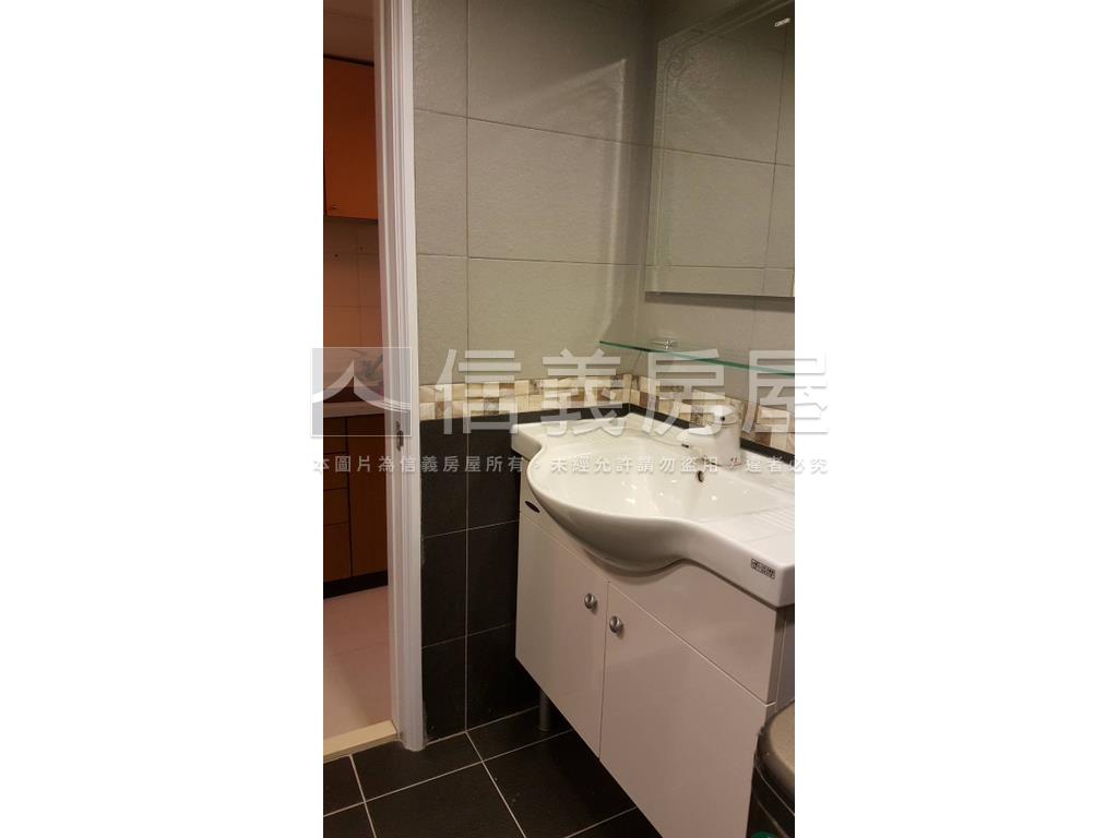 漂亮京王美麗好屋房屋室內格局與周邊環境