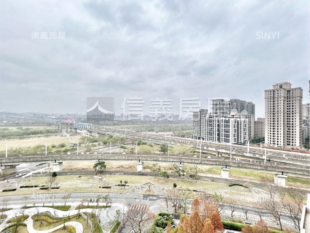 明日軸高樓雙車位房屋室內格局與周邊環境