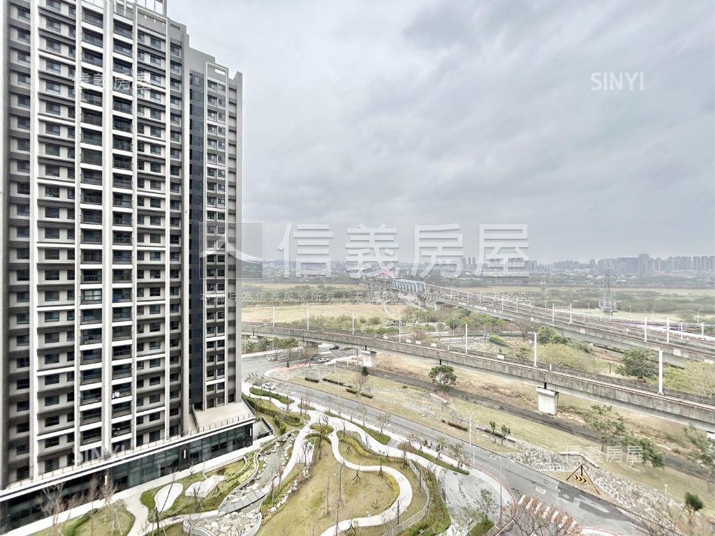 明日軸高樓雙車位房屋室內格局與周邊環境