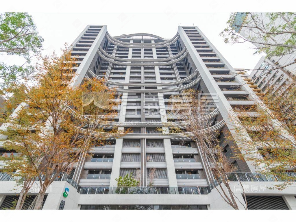 博識裝潢３房直接入住房屋室內格局與周邊環境