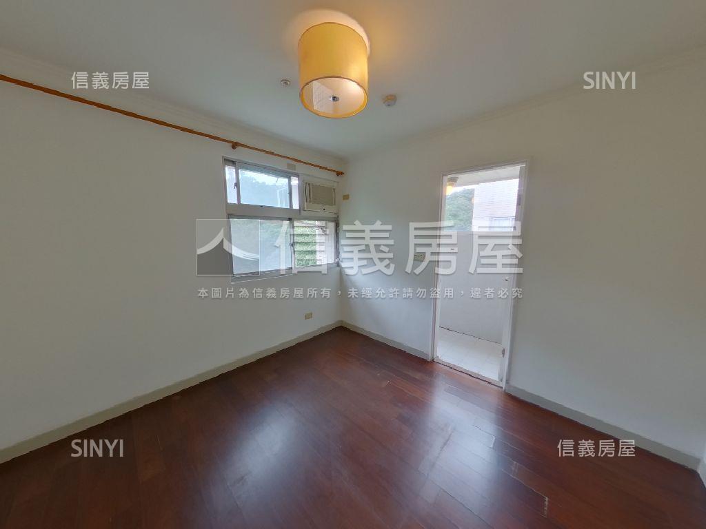 內湖捷運昇陽綠景三房車位房屋室內格局與周邊環境