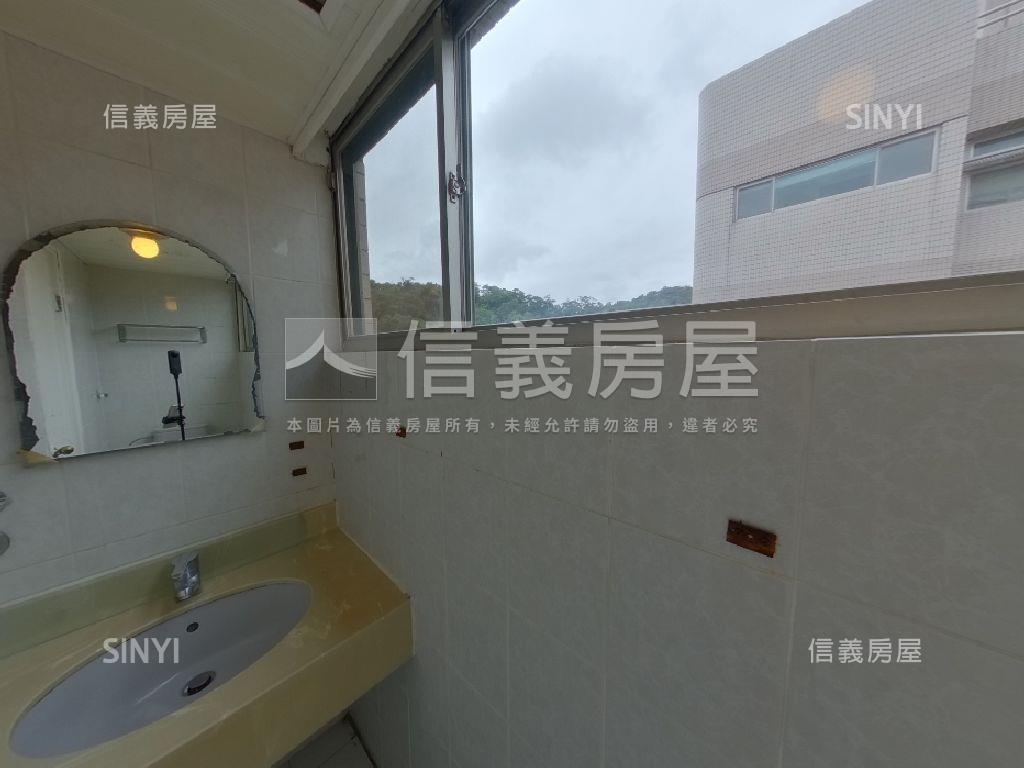 內湖捷運昇陽綠景三房車位房屋室內格局與周邊環境