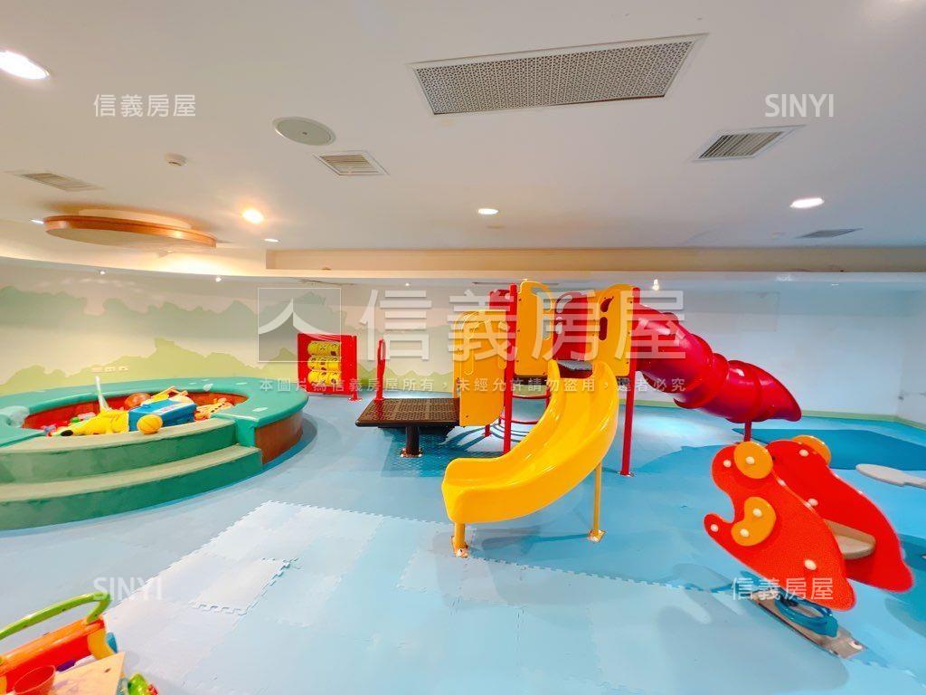 內湖捷運昇陽綠景三房車位房屋室內格局與周邊環境