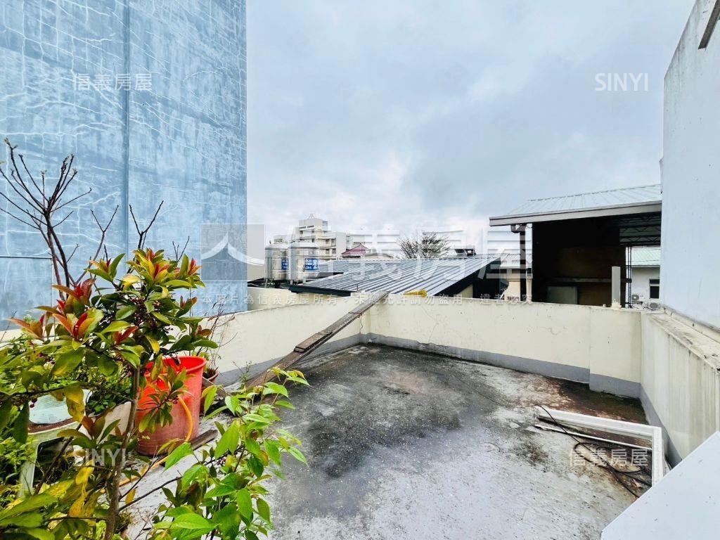 正遠東街☆金店面房屋室內格局與周邊環境