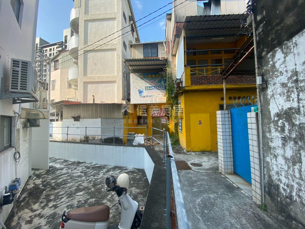 站前衛民街｜熱鬧商圈店住房屋室內格局與周邊環境
