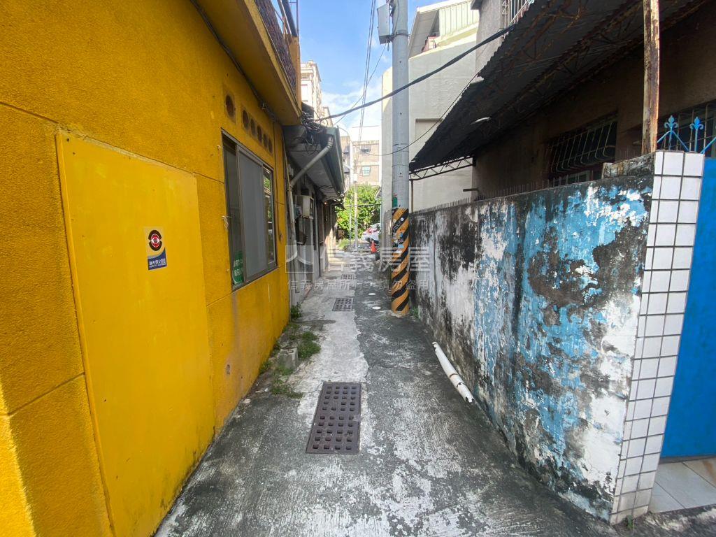 站前衛民街｜熱鬧商圈店住房屋室內格局與周邊環境