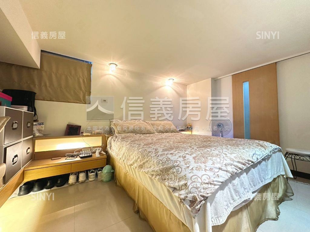 國揚天情挑高裝潢２＋２房屋室內格局與周邊環境