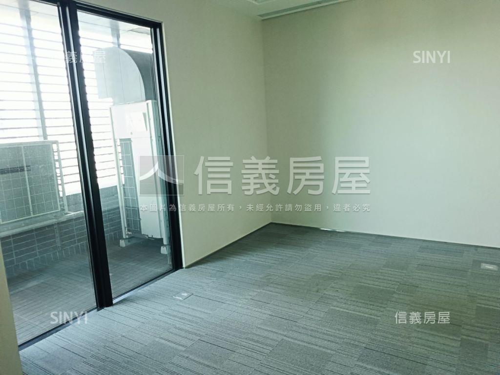 南港捷運站正出口商辦房屋室內格局與周邊環境