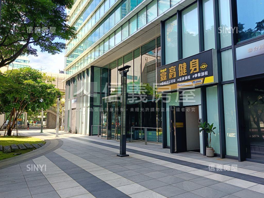 南港捷運站正出口商辦房屋室內格局與周邊環境