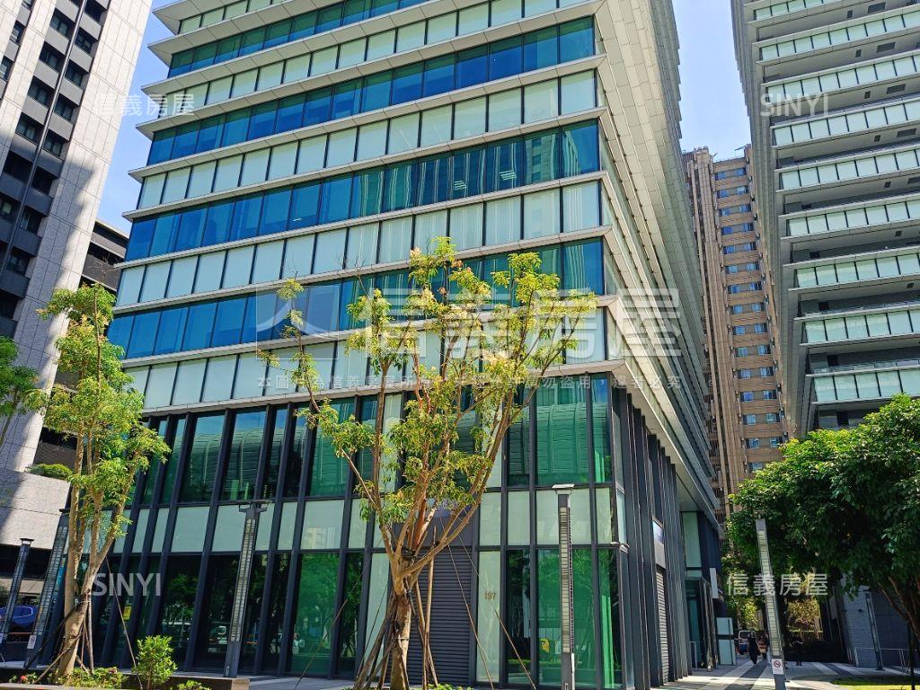 南港捷運站正出口商辦房屋室內格局與周邊環境